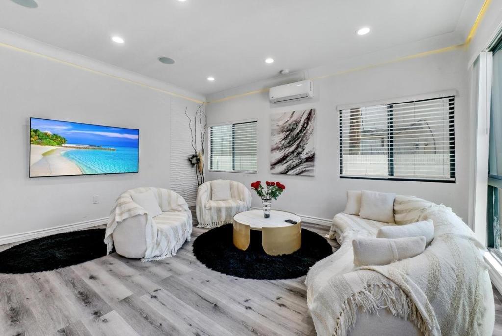 Luxury 2 Bedroom Villa