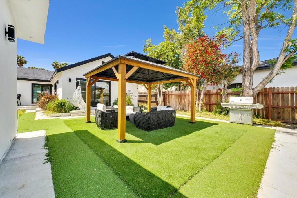 Villa Luxury 2 Bedroom Huntington Beach